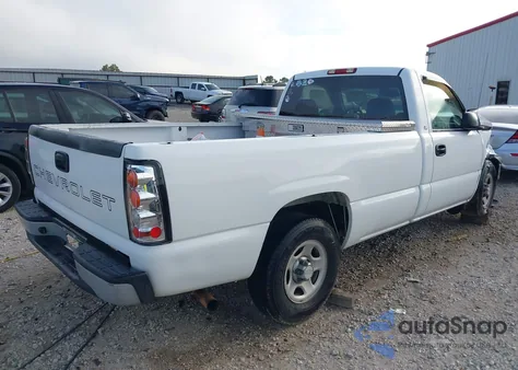 2004 Chevrolet Silverado 1500 Work Truck z USA, uszkodzony, nr VIN 1GCEC14XX4Z321880